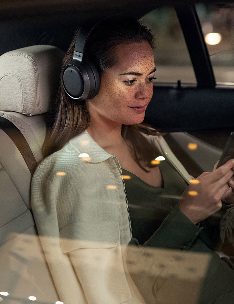 Maurice Heesen, photography, Dutch, photographer, director, postproduction, artdirection, lively, vibrant, advertising, cgi, urban, createmih, artworks, lifestyle, portraits, Ai, concept-driven, emotionally engaging, film, Emirates Airlines, Douwe Egberts